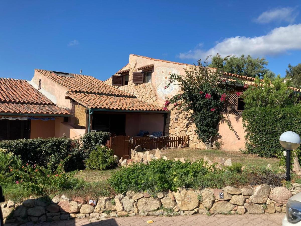 马达莱纳Casa Mughetto R5055 Seafront, Private Sea Access, Swimming Pool别墅 外观 照片