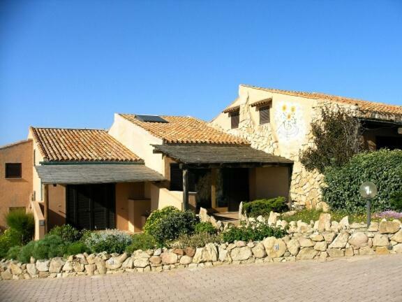 马达莱纳Casa Mughetto R5055 Seafront, Private Sea Access, Swimming Pool别墅 外观 照片