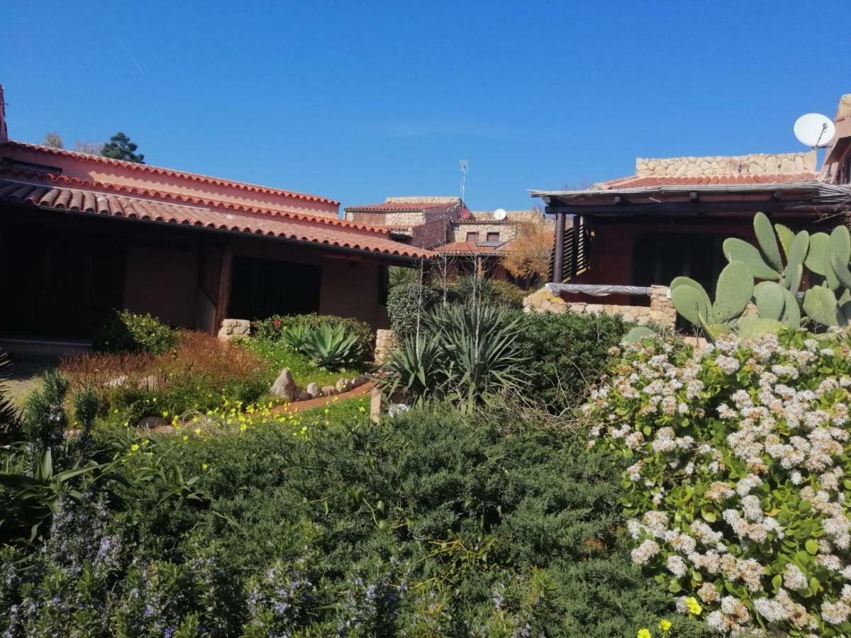 马达莱纳Casa Mughetto R5055 Seafront, Private Sea Access, Swimming Pool别墅 外观 照片